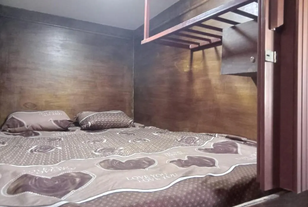 Petra Cabin Hostel-1